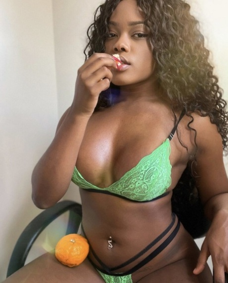 Brazzilian Thick Redbone sex pics